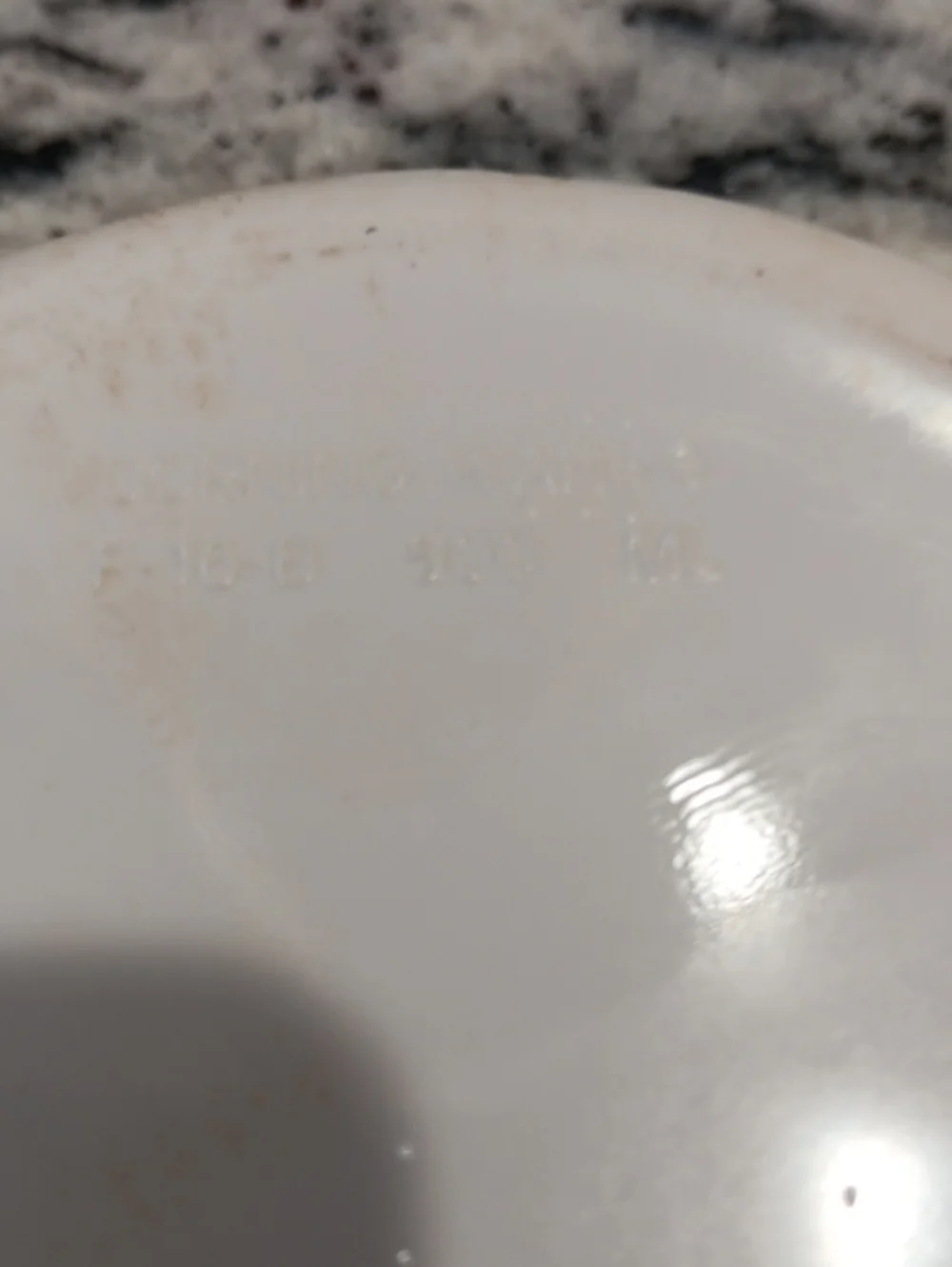 Vintage Corning White Ceramic Baking Dishes - Set of 2